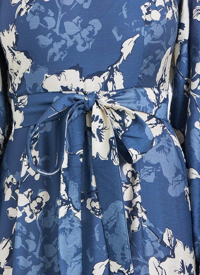 ستايلي فستان طويل بنقشة زهور وتصميم واسع من الأسفل - Image 4